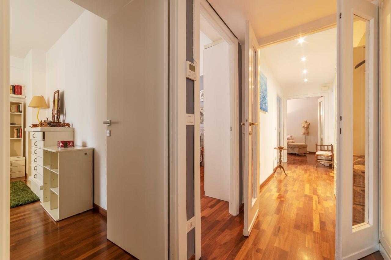 Apartment Cipro With Balconies Rom